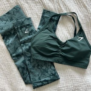 gymshark adapt camo seamless legging & ruched training sports bra - green